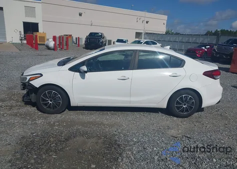 2017 Kia Forte Lx z USA, uszkodzony, nr VIN 3KPFK4A78HE061008
